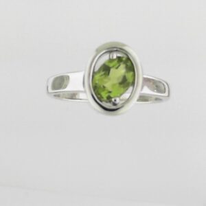 Sterling Silver Peridot Ring - 001-200-01922