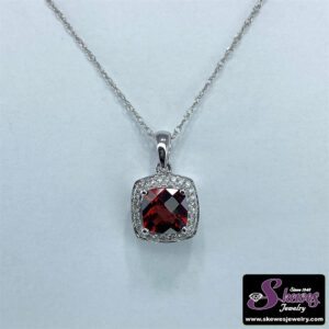 10kw Garnet Pendant With Dia Tw .10 - 001-230-01375