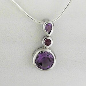 Sterling Silver Amethyst Pendant 2.24ct - 001-230-01586
