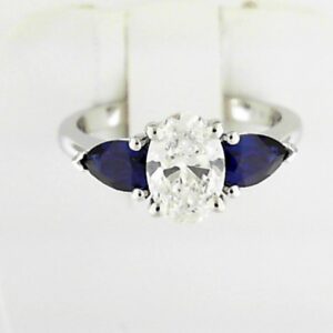 14kw Lab Grown Diamond Ring 1.00ct Center And Two Lab Grown Sapphires - 001-300-00559