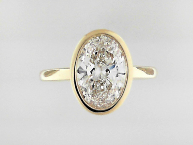 Elegant 14K Yellow Gold Oval Lab Grown Diamond Engagement Ring