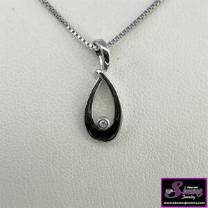 Elegant Sterling Silver Pendant with Sparkling Diamond Accent