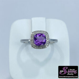 10K White Gold Amethyst Ring with Diamond Accents