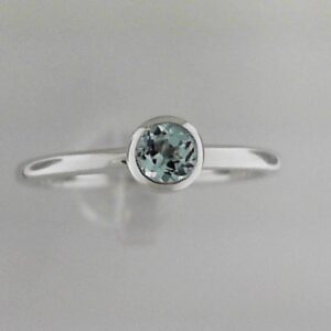 10K White Gold 4mm Sky Blue Topaz Bezel Ring