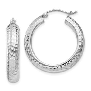 Elegant Sterling Silver Diamond Cut Pendant