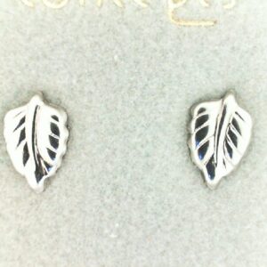 Elegant Oak Leaf Earrings in Choice of Metal