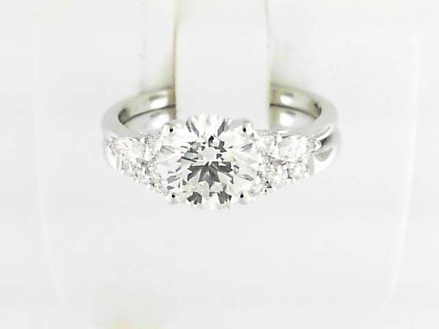 14K White Gold Lab Grown Diamond Bridal Set - Image 2