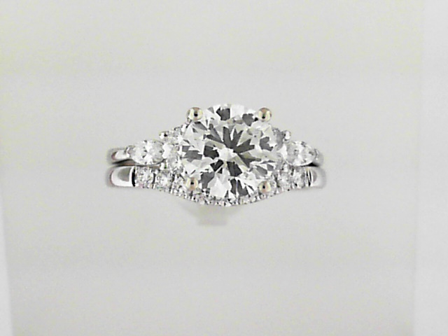 14K White Gold Lab Grown Diamond Bridal Set
