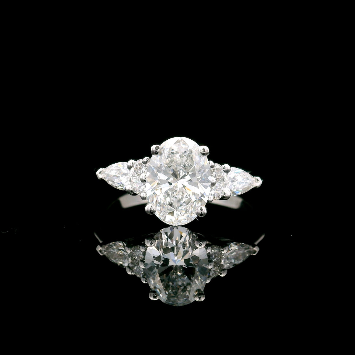 Lab Grown1.52ct Certified Oval Diamond Multistone Ring in 14K White Gold 1.75CTW D VVS2 LG747523705