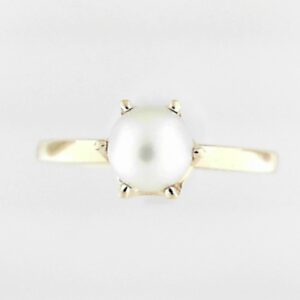 Elegant 10K Yellow Gold 6mm Pearl Ring