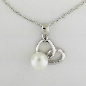 Timeless Sterling Silver Heart Pearl Pendant