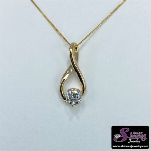 14K Yellow Gold Pendant with Round Lab Grown Diamond