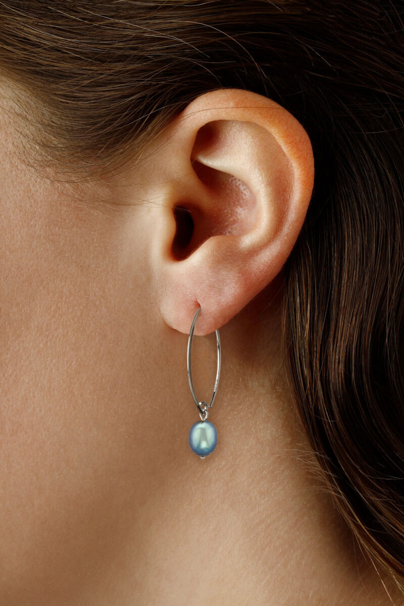 Elegant Sterling Silver Black Freshwater Pearl Earings - Image 2