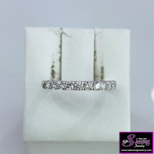 14K White Gold Ladies Diamond Band, 0.50 Carat Total Weight