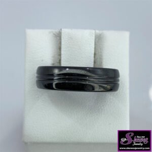 Sleek Ceramic Band